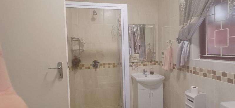 6 Bedroom Property for Sale in Ramsgate KwaZulu-Natal