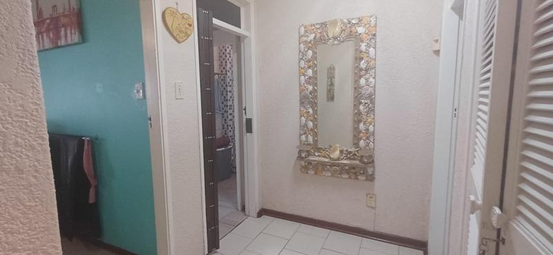 6 Bedroom Property for Sale in Ramsgate KwaZulu-Natal