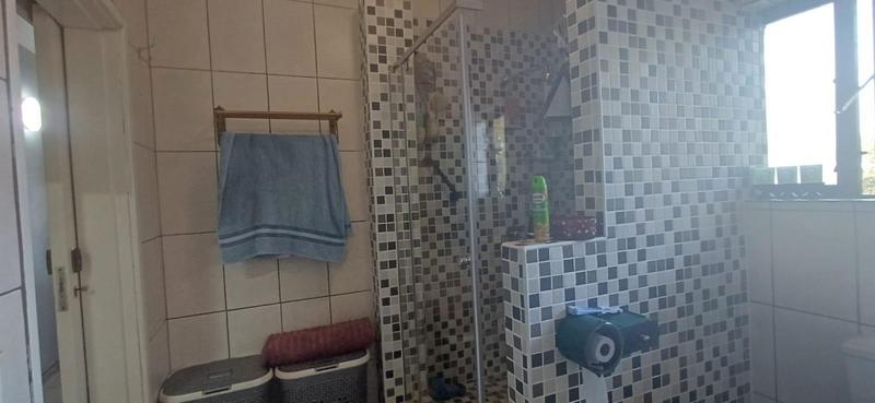 6 Bedroom Property for Sale in Ramsgate KwaZulu-Natal