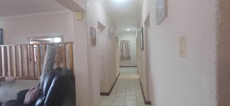 6 Bedroom Property for Sale in Ramsgate KwaZulu-Natal