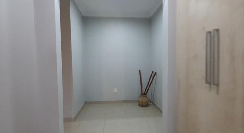 6 Bedroom Property for Sale in Umtentweni KwaZulu-Natal