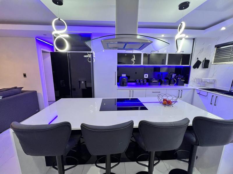 To Let 3 Bedroom Property for Rent in Malvern KwaZulu-Natal