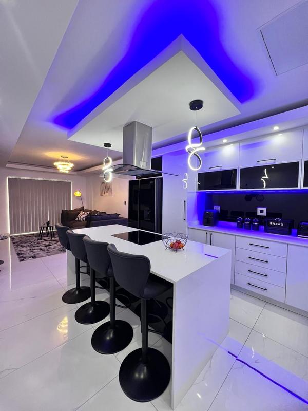 To Let 3 Bedroom Property for Rent in Malvern KwaZulu-Natal