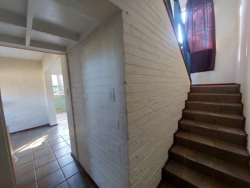 1 Bedroom Property for Sale in Uvongo Beach KwaZulu-Natal