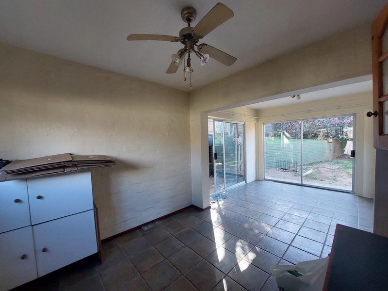 1 Bedroom Property for Sale in Uvongo Beach KwaZulu-Natal