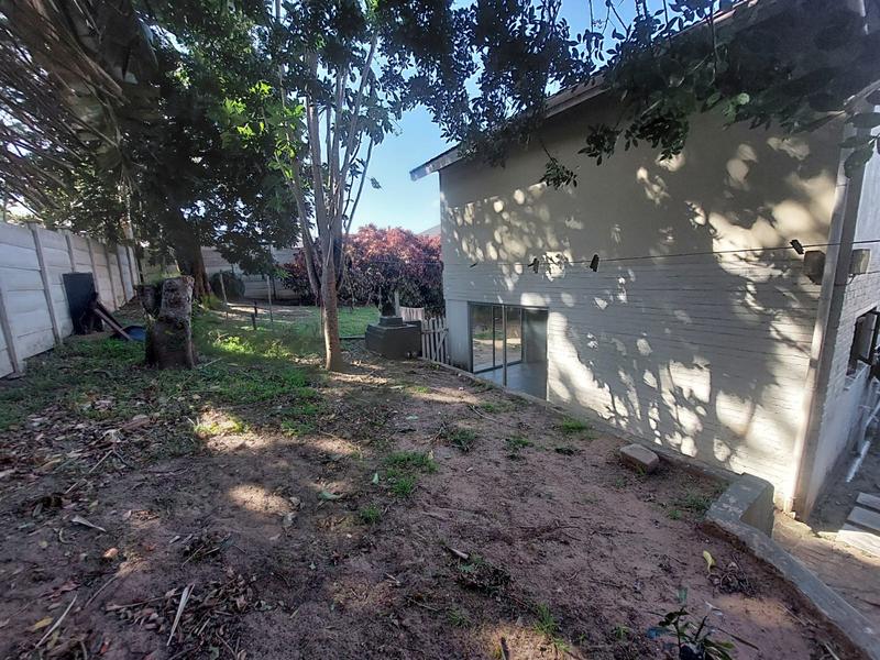 1 Bedroom Property for Sale in Uvongo Beach KwaZulu-Natal