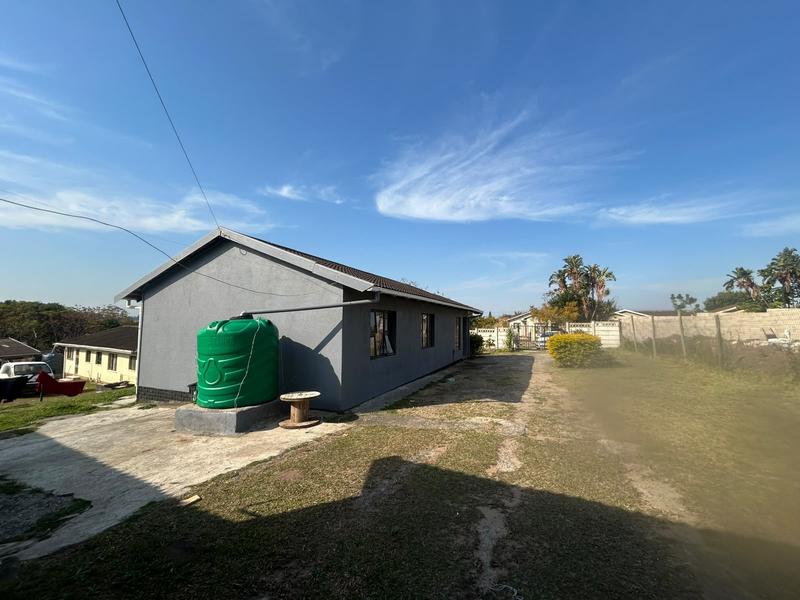 6 Bedroom Property for Sale in Margate KwaZulu-Natal