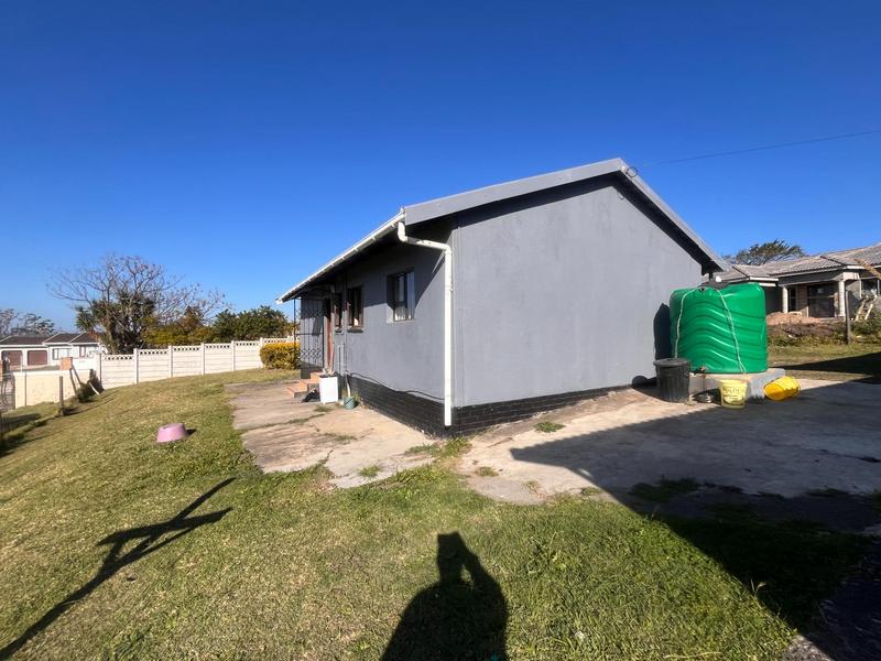 6 Bedroom Property for Sale in Margate KwaZulu-Natal