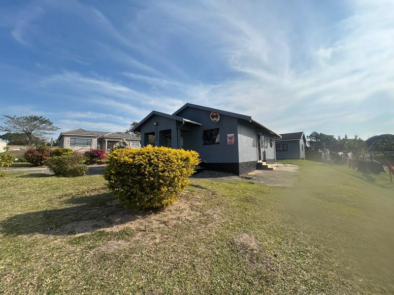 6 Bedroom Property for Sale in Margate KwaZulu-Natal