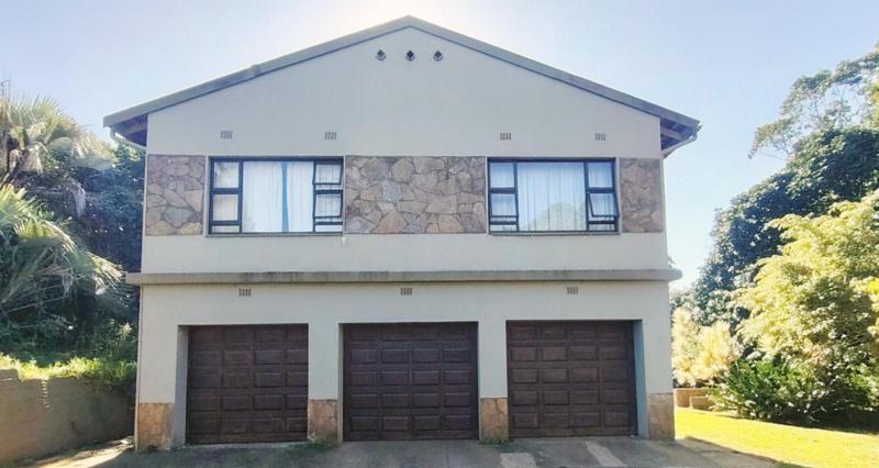 4 Bedroom Property for Sale in Glenmore Beach KwaZulu-Natal
