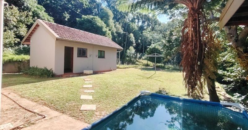 4 Bedroom Property for Sale in Glenmore Beach KwaZulu-Natal