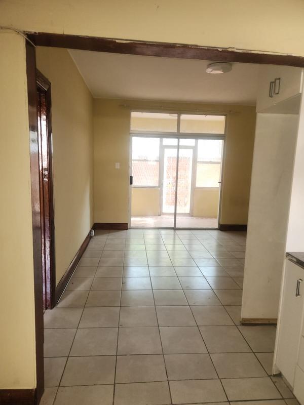 To Let 2 Bedroom Property for Rent in Essenwood KwaZulu-Natal