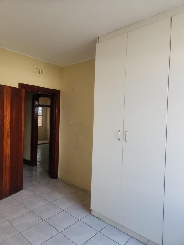 To Let 2 Bedroom Property for Rent in Essenwood KwaZulu-Natal