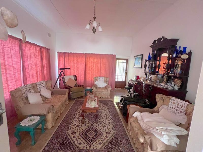 5 Bedroom Property for Sale in Marina Beach KwaZulu-Natal