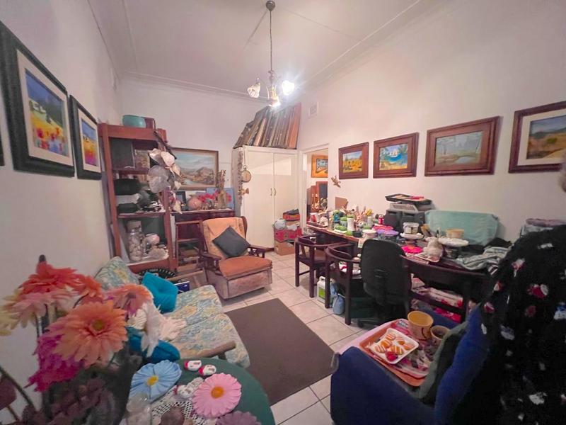 5 Bedroom Property for Sale in Marina Beach KwaZulu-Natal