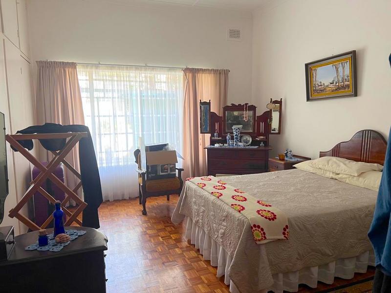 5 Bedroom Property for Sale in Marina Beach KwaZulu-Natal