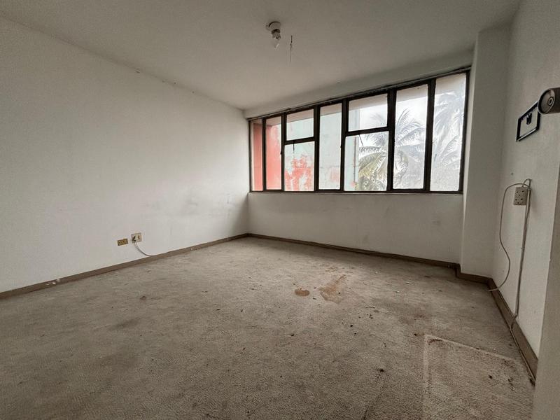 1 Bedroom Property for Sale in Esplanade KwaZulu-Natal