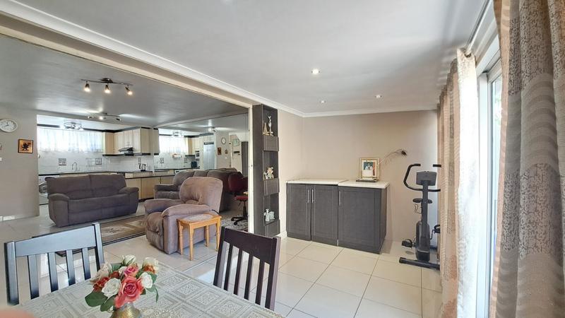 3 Bedroom Property for Sale in Morningside KwaZulu-Natal