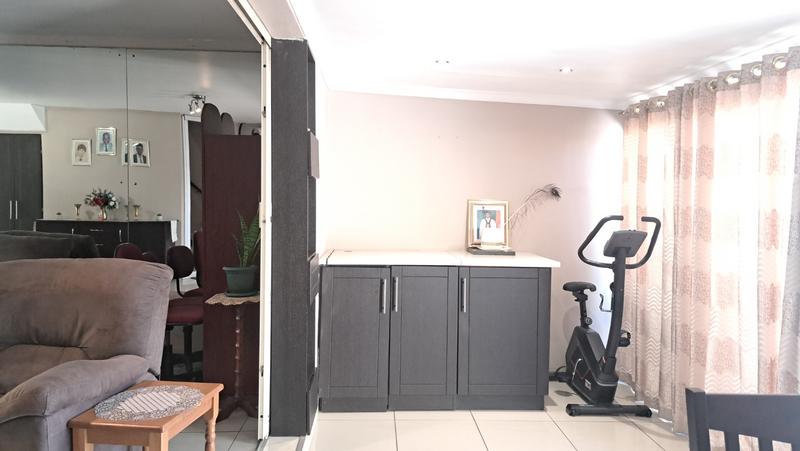 3 Bedroom Property for Sale in Morningside KwaZulu-Natal