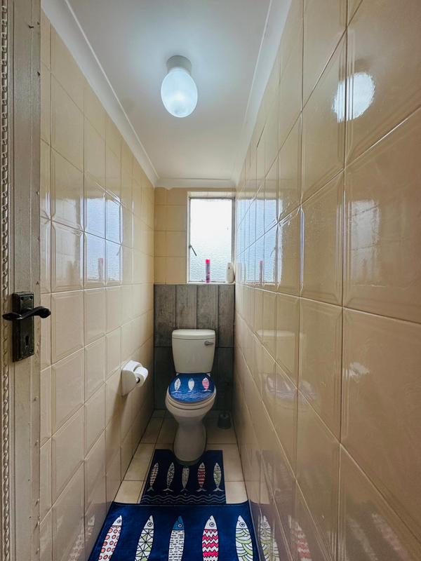 2 Bedroom Property for Sale in Montclair KwaZulu-Natal
