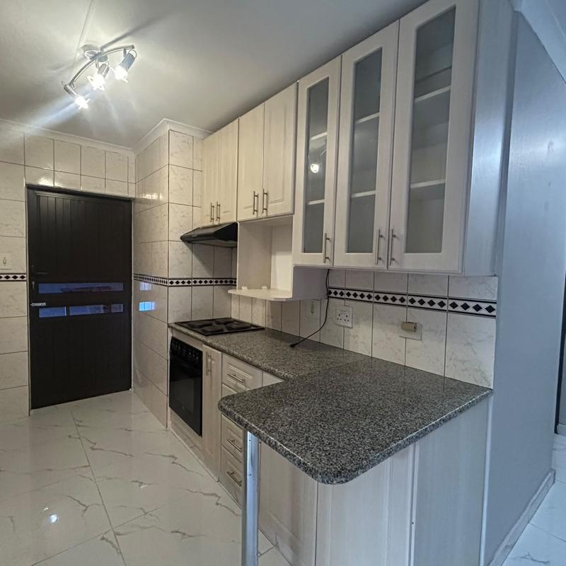 To Let 2 Bedroom Property for Rent in Birdswood KwaZulu-Natal