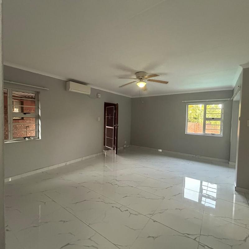 To Let 2 Bedroom Property for Rent in Birdswood KwaZulu-Natal