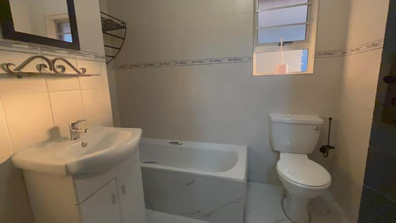 To Let 2 Bedroom Property for Rent in Birdswood KwaZulu-Natal