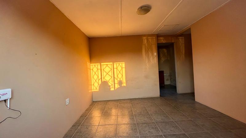 To Let 3 Bedroom Property for Rent in Esikhawini KwaZulu-Natal