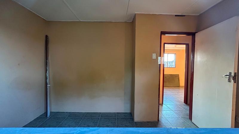 To Let 3 Bedroom Property for Rent in Esikhawini KwaZulu-Natal