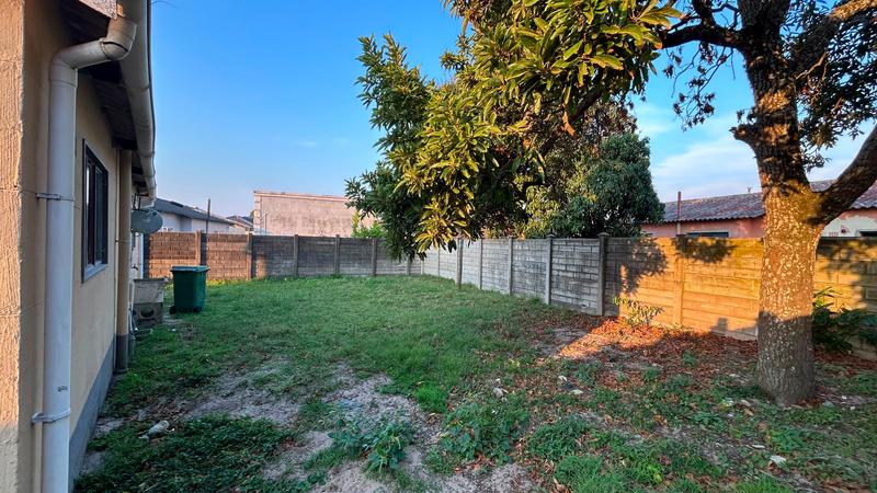 To Let 3 Bedroom Property for Rent in Esikhawini KwaZulu-Natal