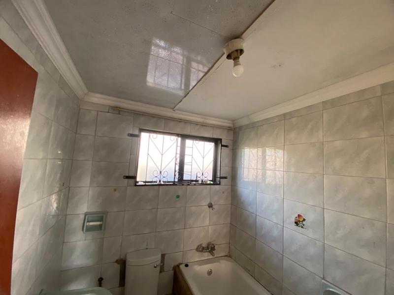 To Let 2 Bedroom Property for Rent in Esikhawini KwaZulu-Natal