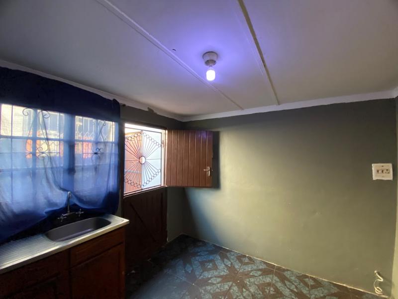 To Let 2 Bedroom Property for Rent in Esikhawini KwaZulu-Natal