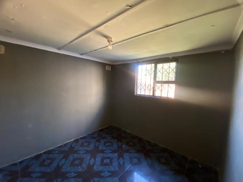 To Let 2 Bedroom Property for Rent in Esikhawini KwaZulu-Natal
