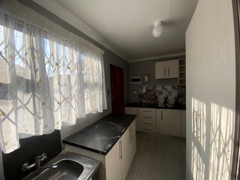 To Let 3 Bedroom Property for Rent in Esikhawini KwaZulu-Natal