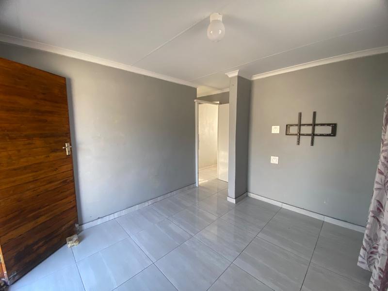 To Let 3 Bedroom Property for Rent in Esikhawini KwaZulu-Natal