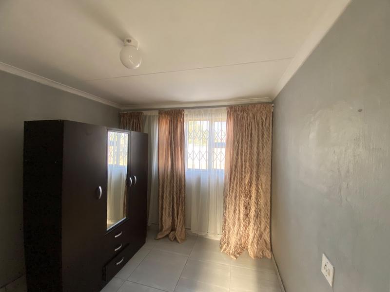 To Let 3 Bedroom Property for Rent in Esikhawini KwaZulu-Natal