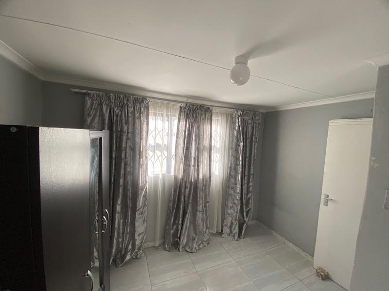 To Let 3 Bedroom Property for Rent in Esikhawini KwaZulu-Natal