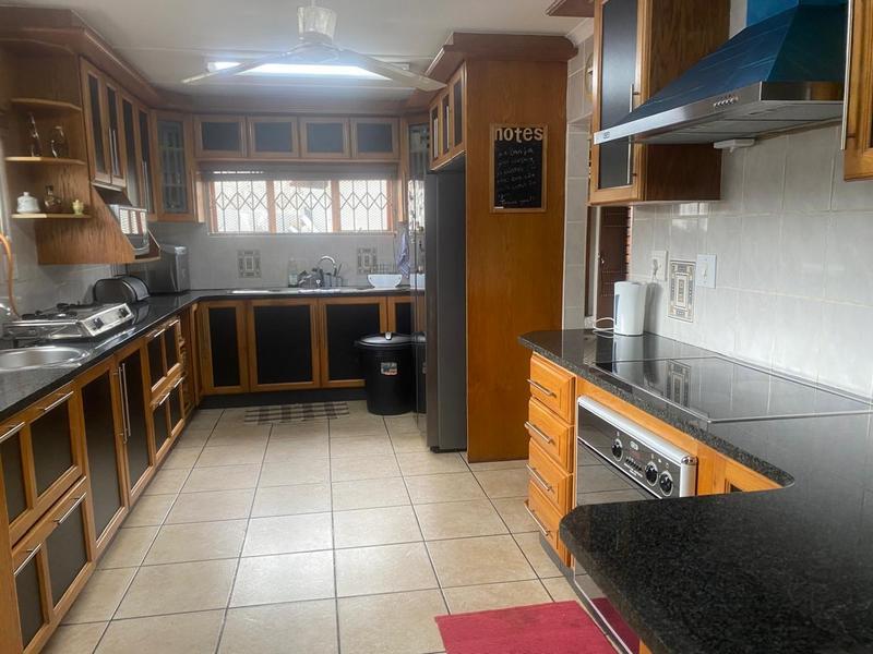 To Let 6 Bedroom Property for Rent in Veld En Vlei KwaZulu-Natal