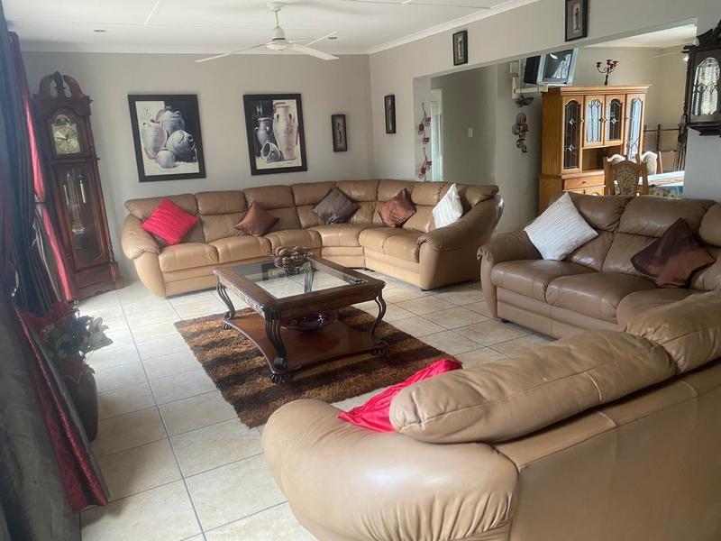 To Let 6 Bedroom Property for Rent in Veld En Vlei KwaZulu-Natal