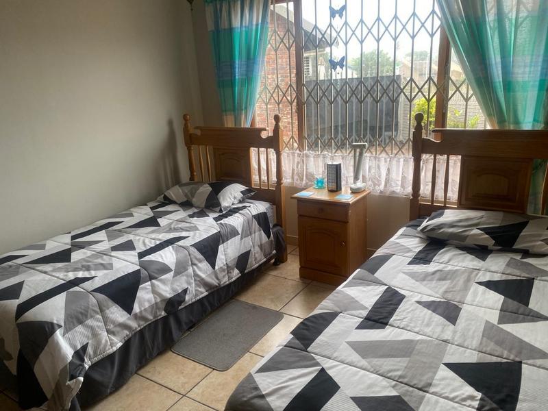 To Let 6 Bedroom Property for Rent in Veld En Vlei KwaZulu-Natal