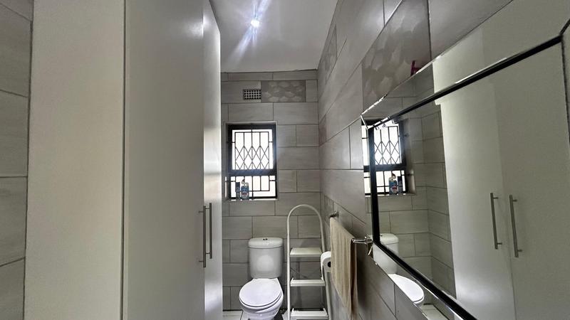 3 Bedroom Property for Sale in Brackenham KwaZulu-Natal
