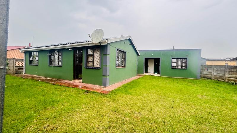 3 Bedroom Property for Sale in Esikhawini KwaZulu-Natal