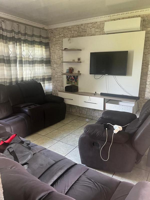 3 Bedroom Property for Sale in Esikhawini KwaZulu-Natal