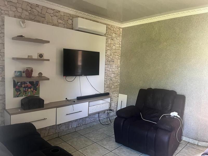 3 Bedroom Property for Sale in Esikhawini KwaZulu-Natal