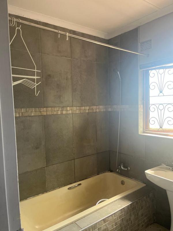 3 Bedroom Property for Sale in Esikhawini KwaZulu-Natal