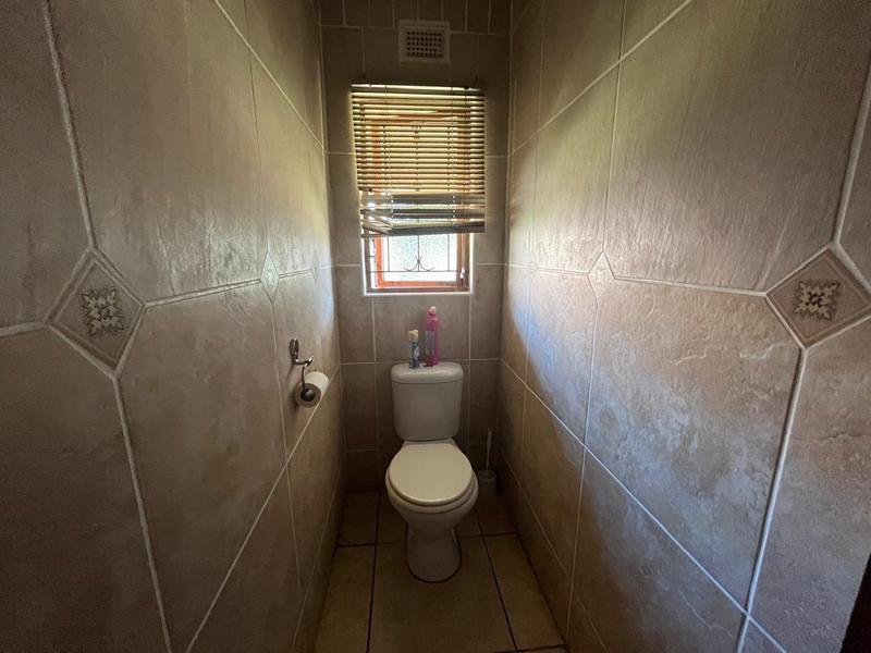 4 Bedroom Property for Sale in Esikhawini KwaZulu-Natal