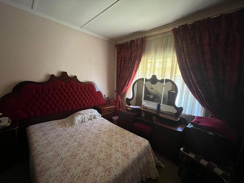 4 Bedroom Property for Sale in Esikhawini KwaZulu-Natal