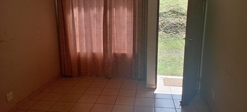 2 Bedroom Property for Sale in Ngwelezana KwaZulu-Natal