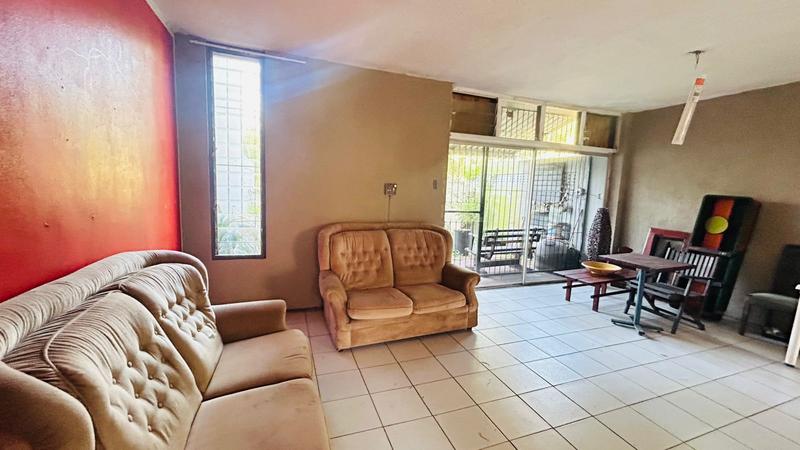 3 Bedroom Property for Sale in Meer En See KwaZulu-Natal