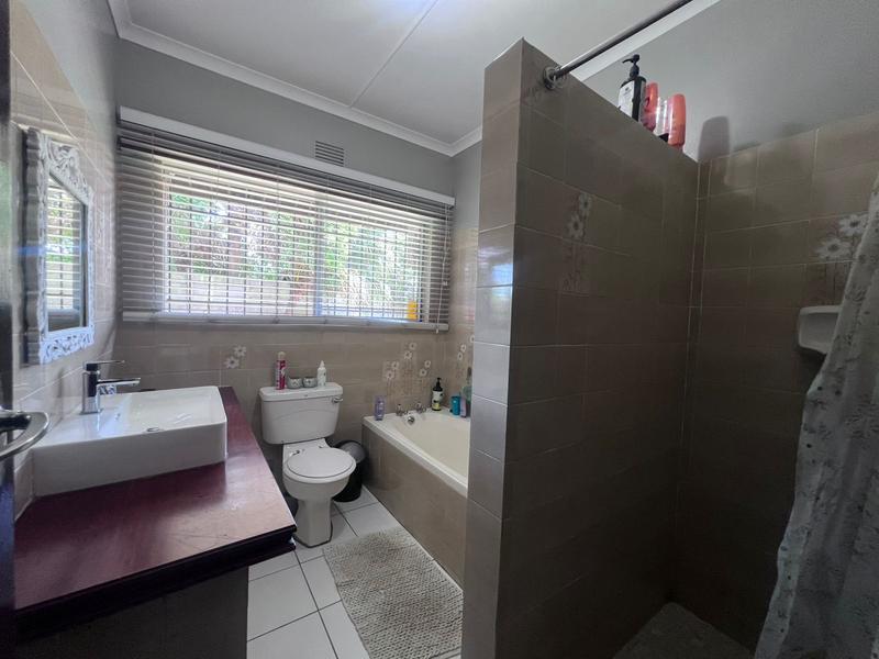 4 Bedroom Property for Sale in Meer En See KwaZulu-Natal
